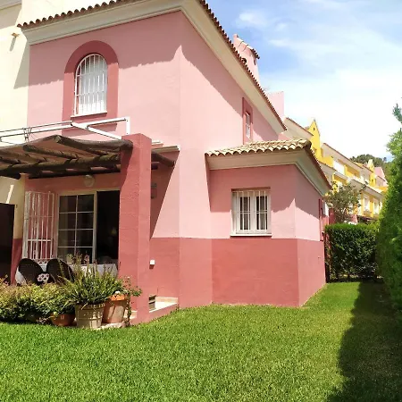 Magnífico Adosado De Esquina Con Vistas Al Golf Playas Islantilla