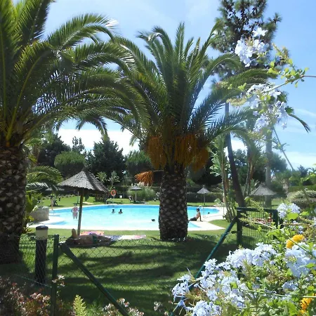 Сasa de vacaciones Magnífico Adosado De Esquina Con Vistas Al Golf Playas Islantilla